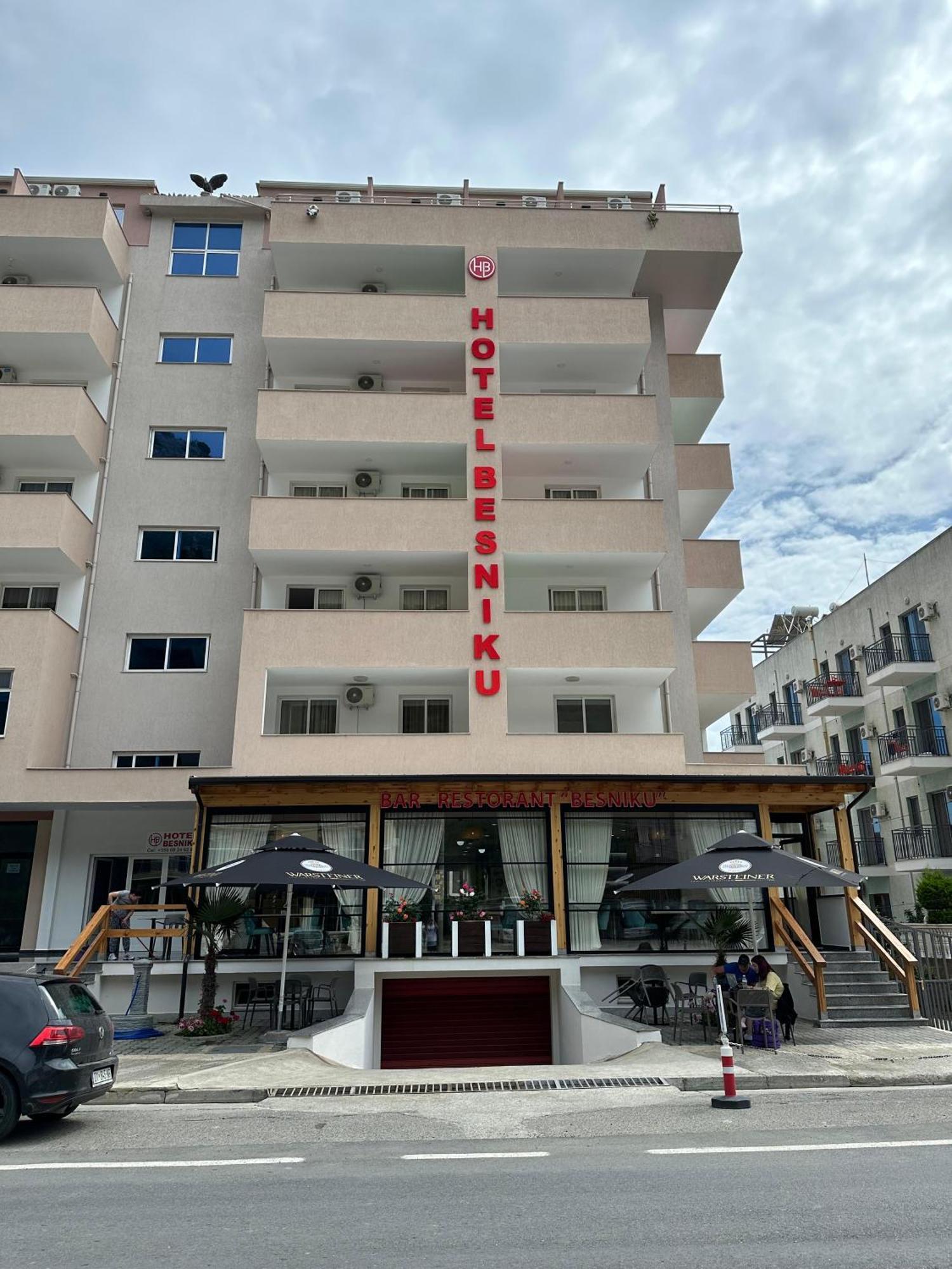 And Besniku Hotel Shengjin